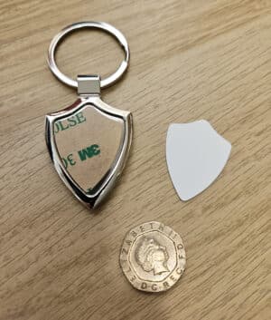 Shield Keyring with Insert - Image 3